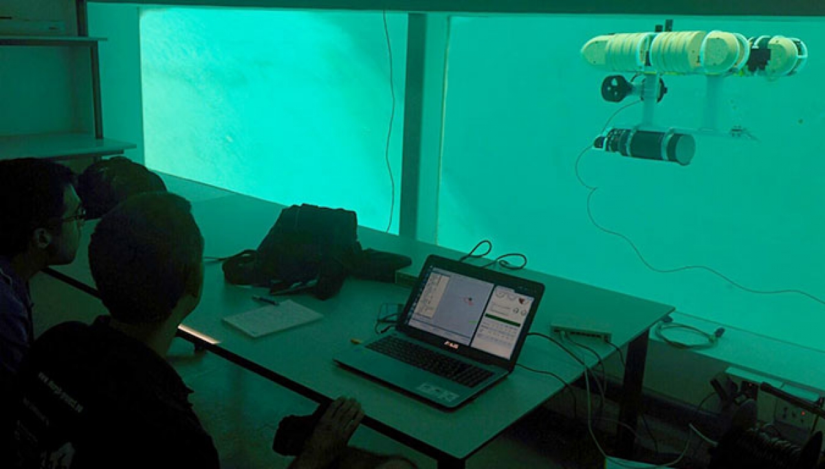 SITMA staff attend a training course in Girona on piloting the G500 AUV